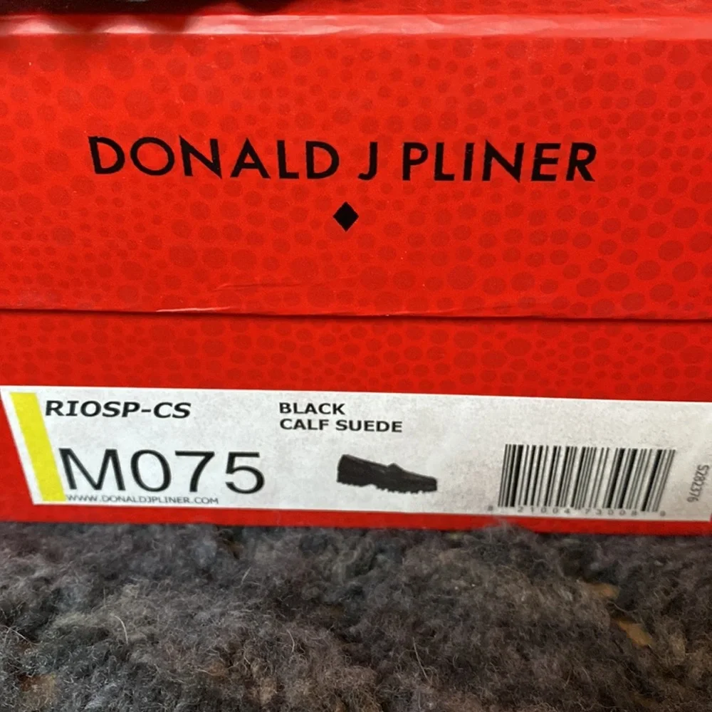 Donald J Pliner black suede loafers size 7.5 - Picture 6 of 6